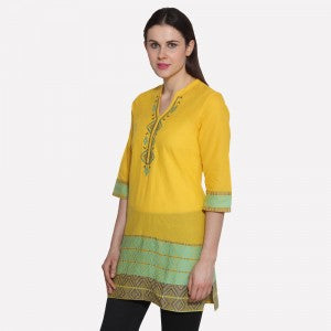 Yellow Mandarin Neck 3/4 Sleeve Printed kurta