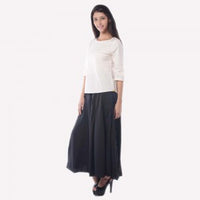 Off-White &amp; Orange V Neck Sleeveless kurta