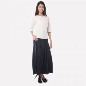 Off-White &amp; Orange V Neck Sleeveless kurta