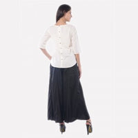 Off-White &amp; Orange V Neck Sleeveless kurta