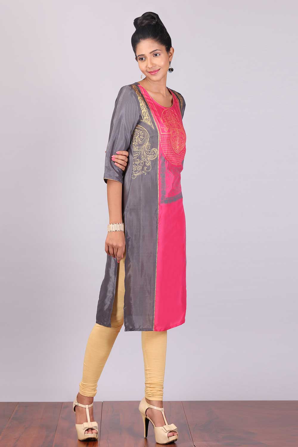 Grey &amp; Pink Printed Round Neck kurta