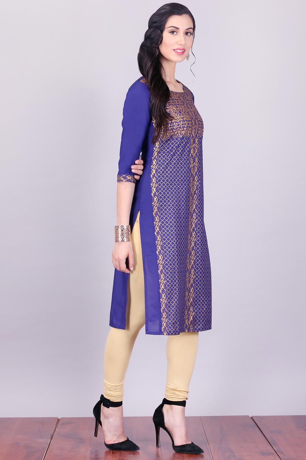 Purple 3/4 Sleeve Round Neck kurta