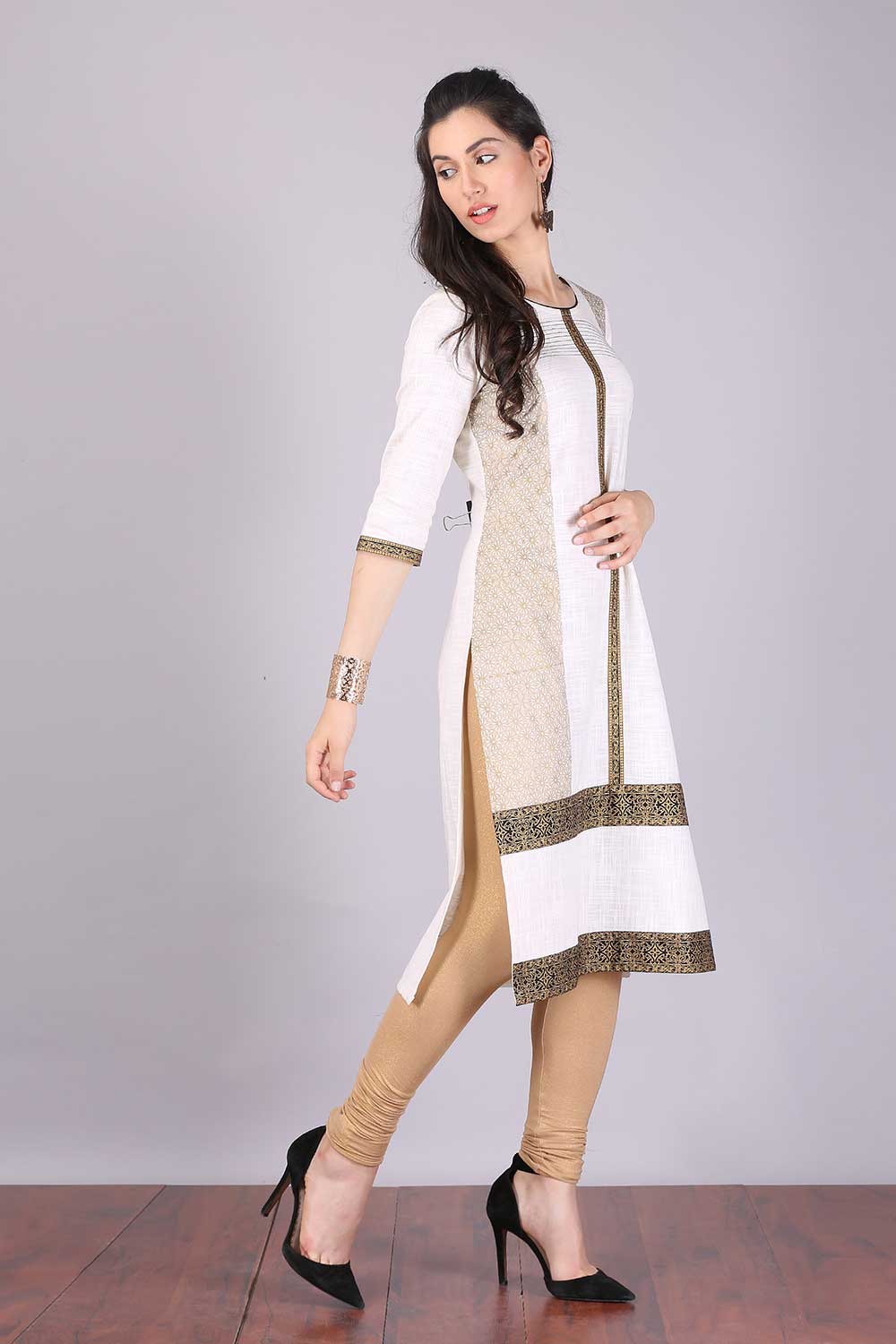 Off-White Round Neck Printed kurta