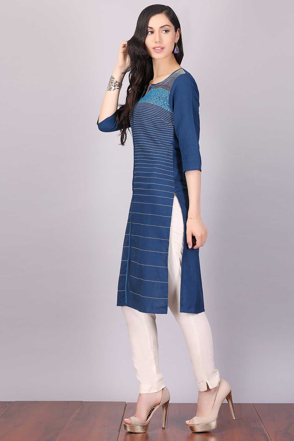 Navy Blue Round Neck 3/4 Sleeve kurta