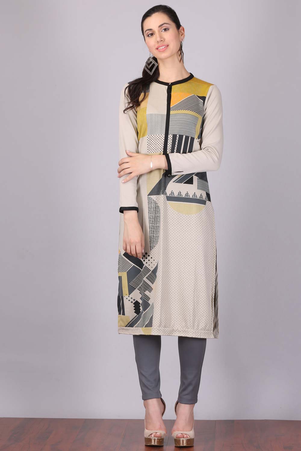 Beige Printed Mandarin Neck kurta