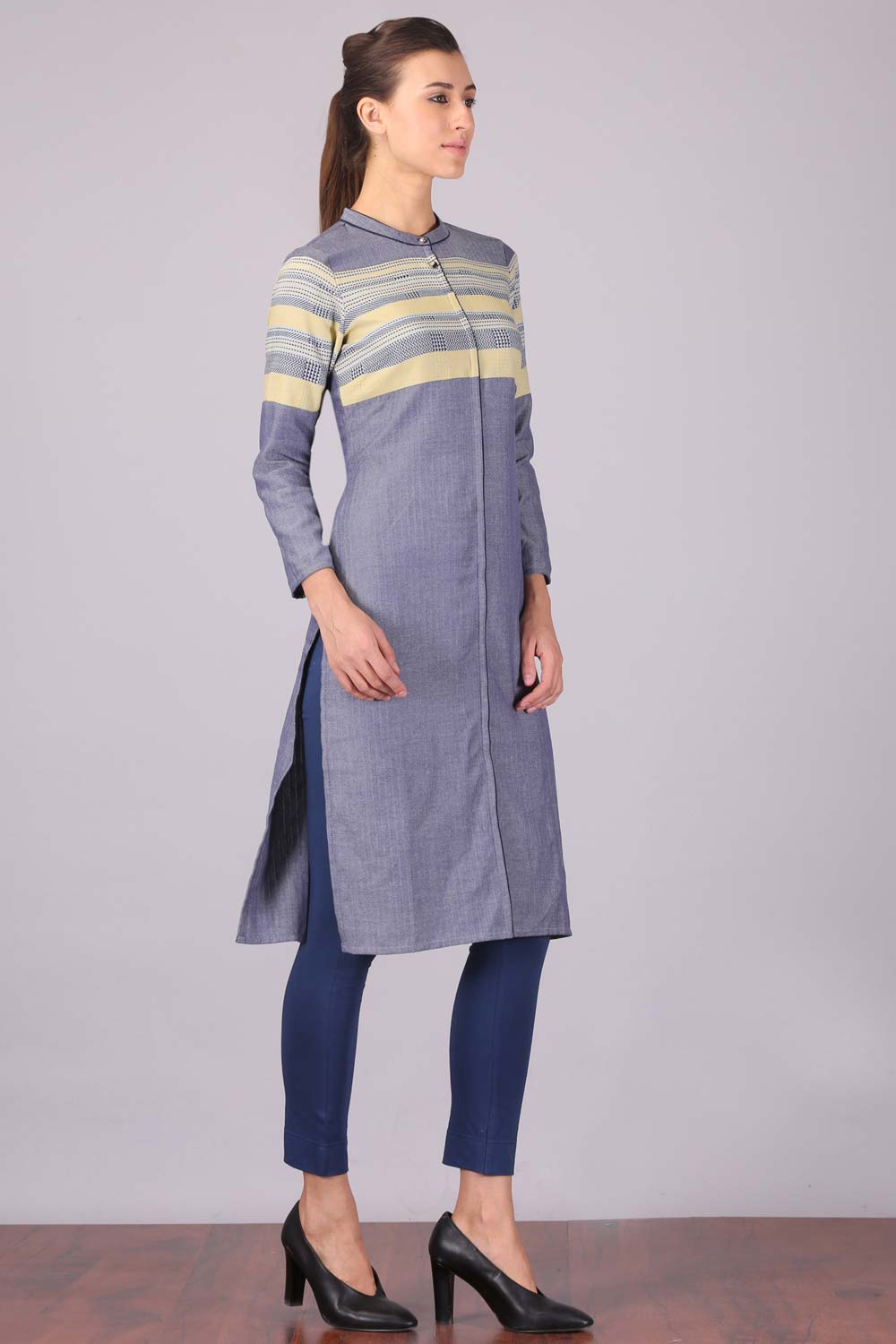 Blue Mandarin Neck Printed kurta