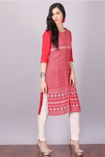 Red 3/4 Sleeve Round Neck kurta