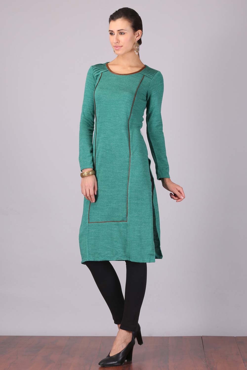 Green Round Neck Winter kurta