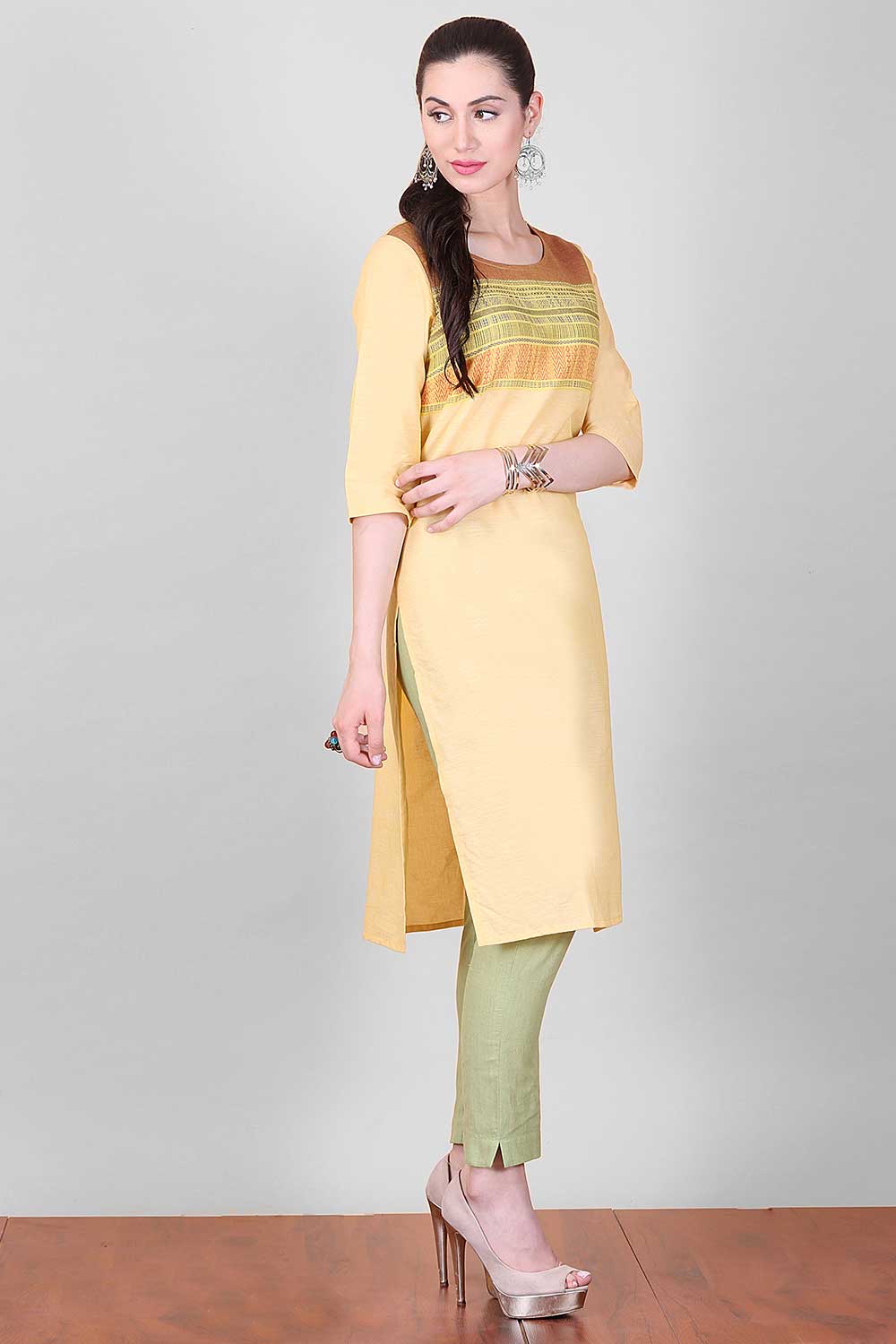 Yellow Round Neck Printed kurta