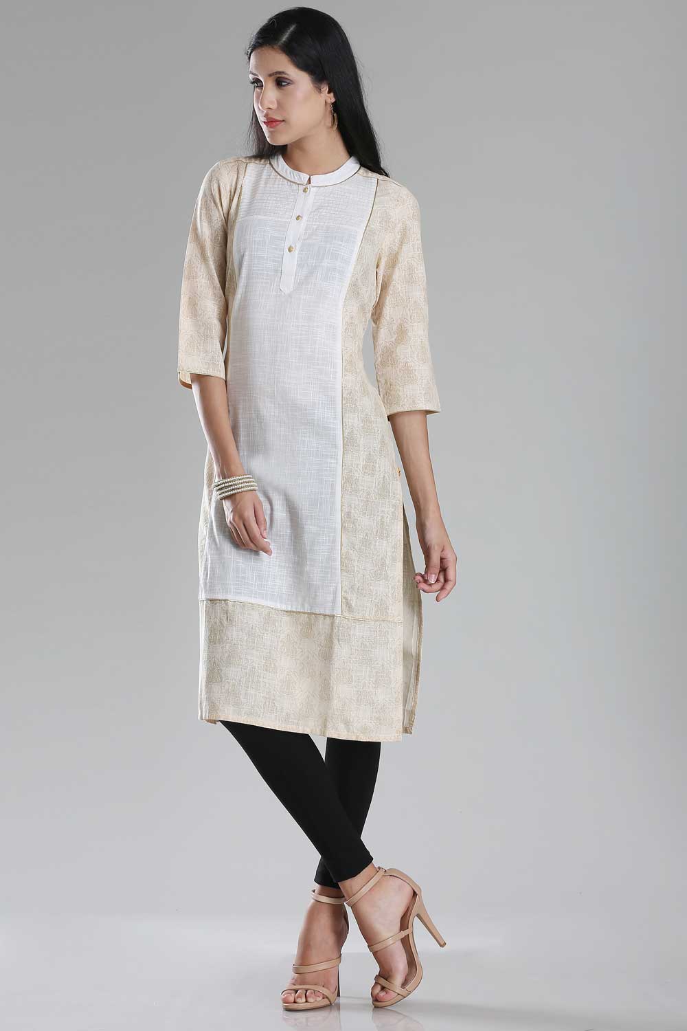 White Printed Mandarin Neck kurta