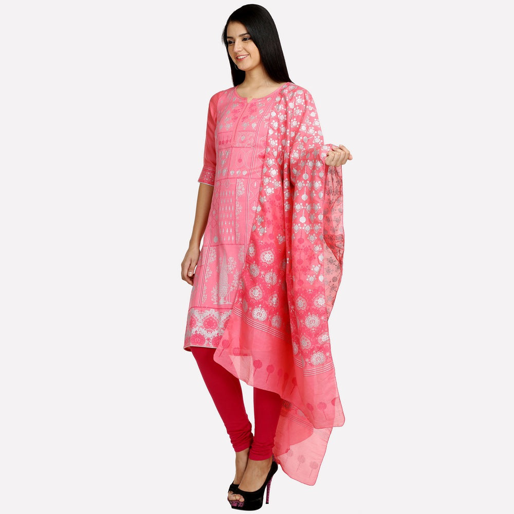 Pink Printed Round Neck 3/4 Sleeves kurta Set