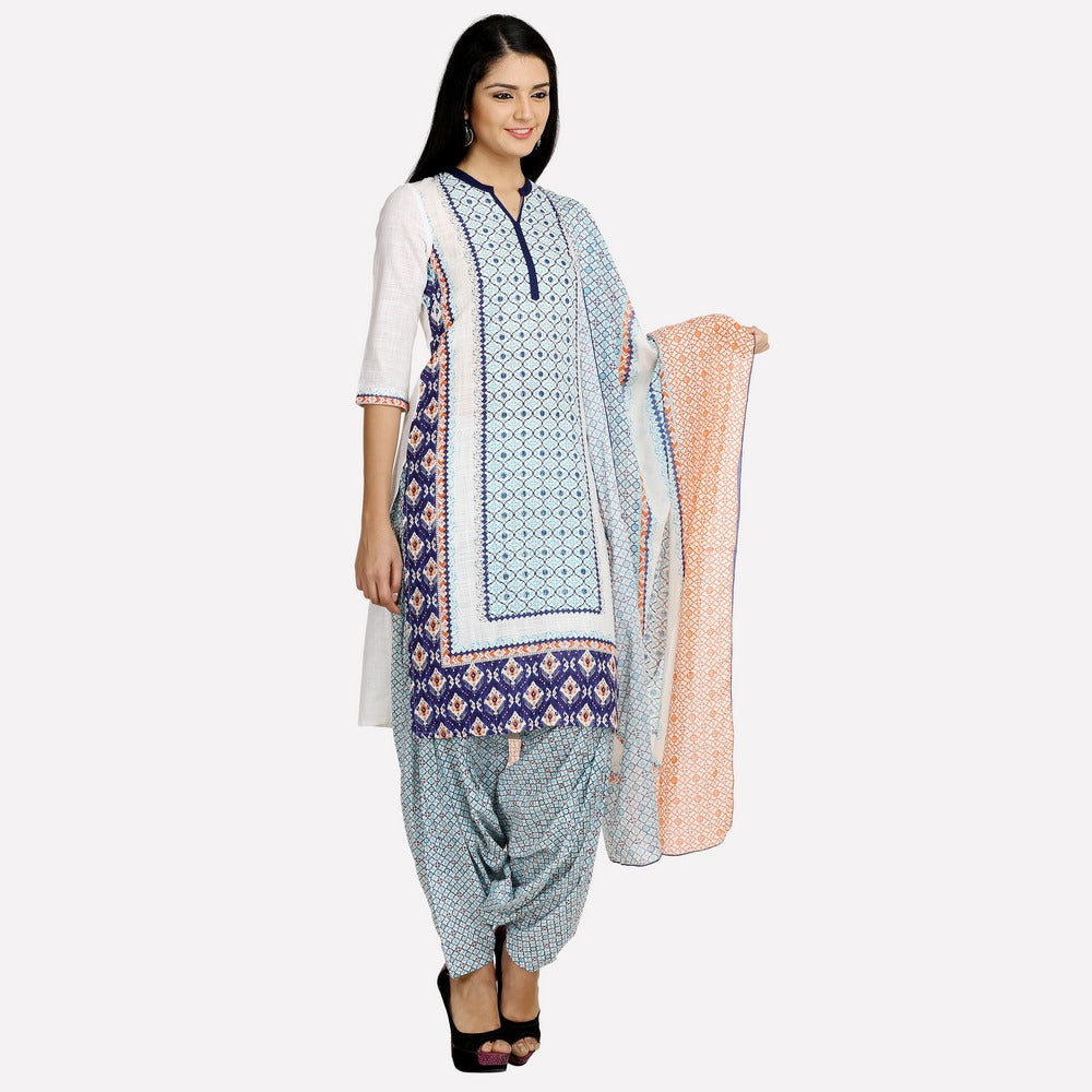 White Mandarin Neck 3/4 Sleeve Printed kurta