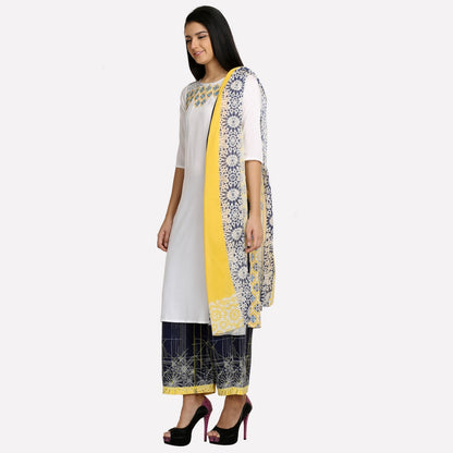 White Round Neck 3/4 Sleeve Printed kurta