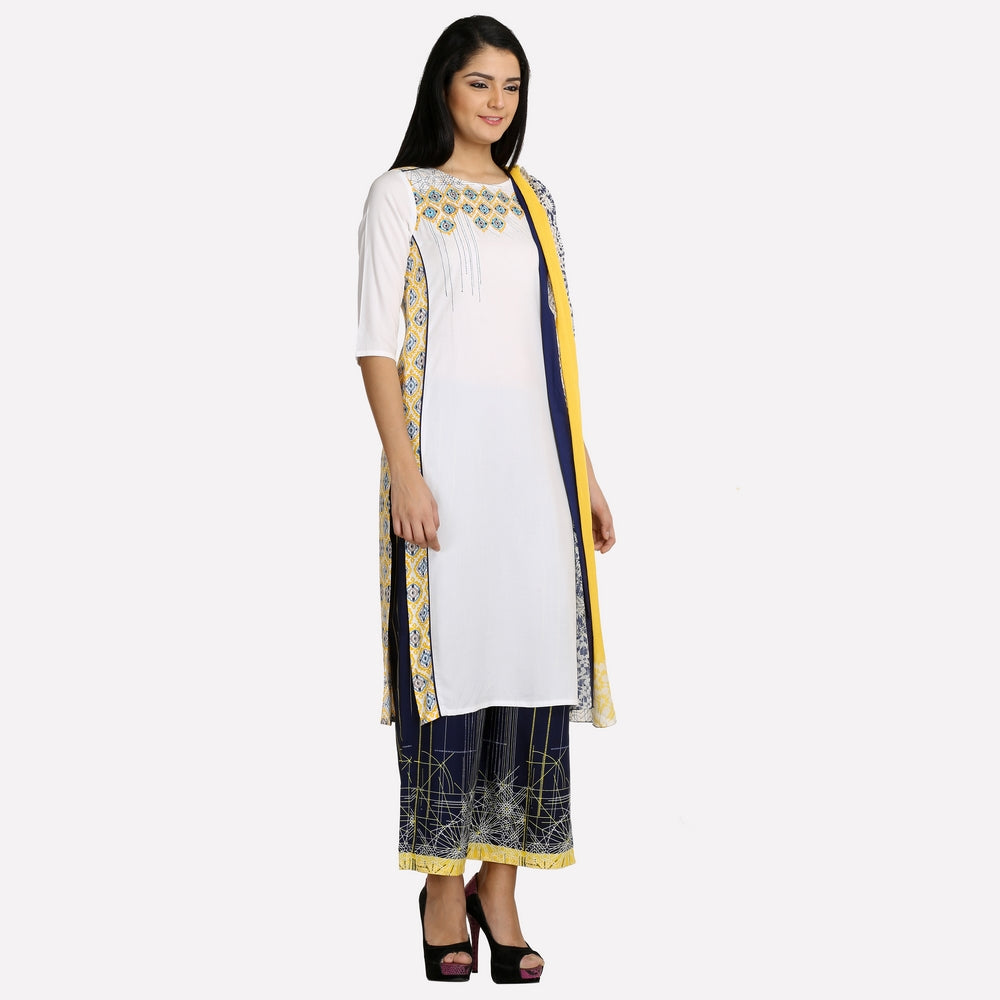 White Round Neck 3/4 Sleeve Printed kurta