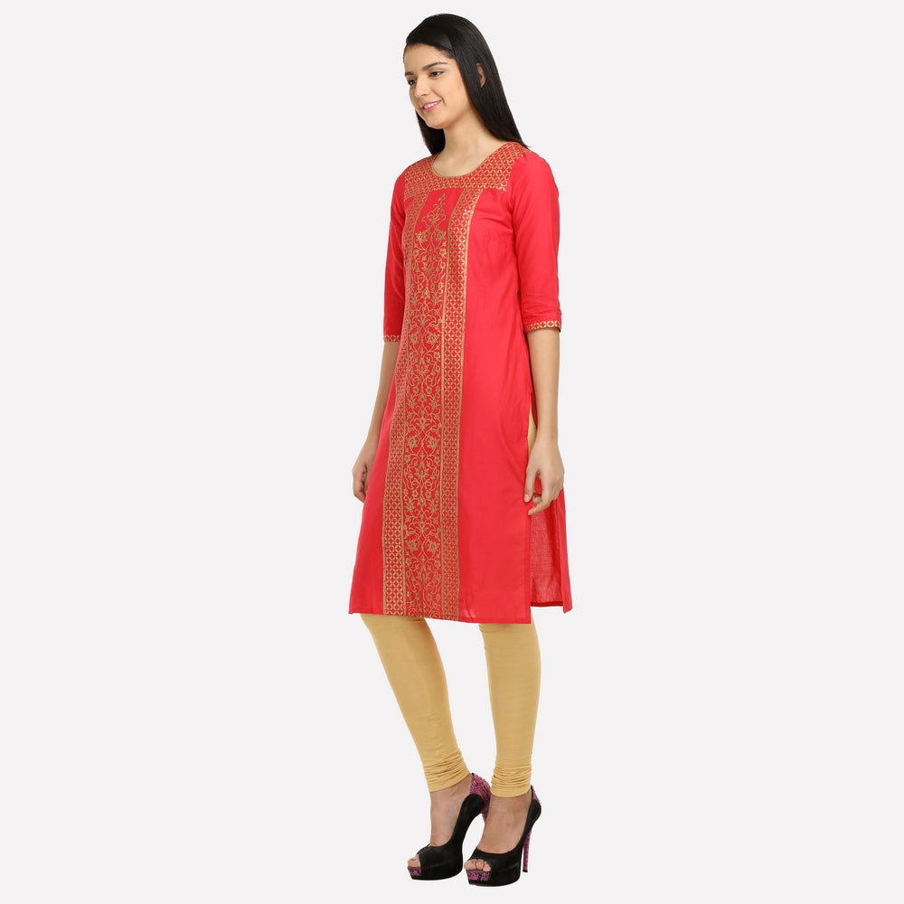 Red &amp; Gold-Toned Printed 3/4 Sleeve kurta