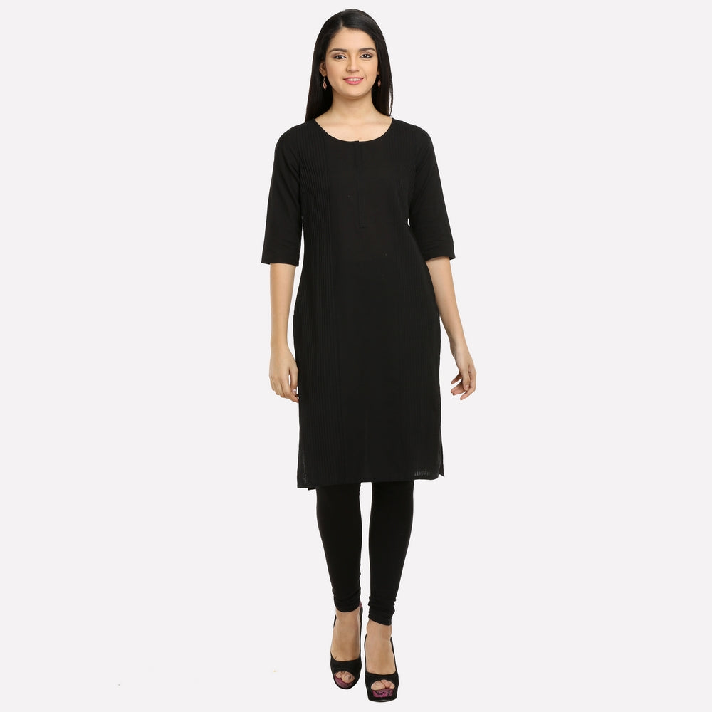 Black Round Neck Pintuck kurta