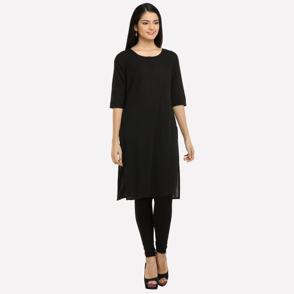 Black Round Neck Pintuck kurta