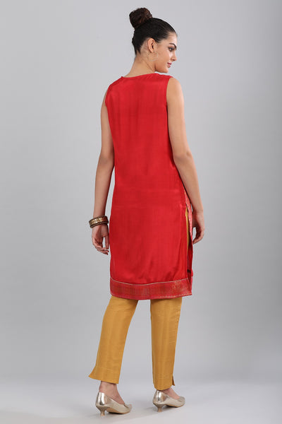 Red kurta