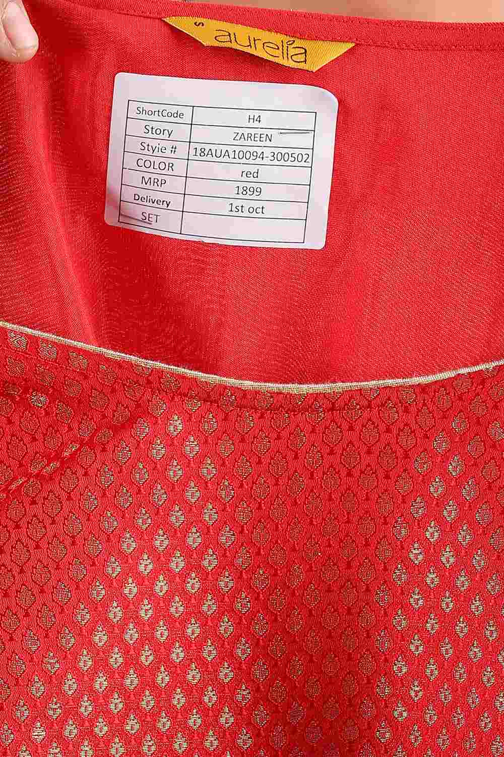 Red kurta