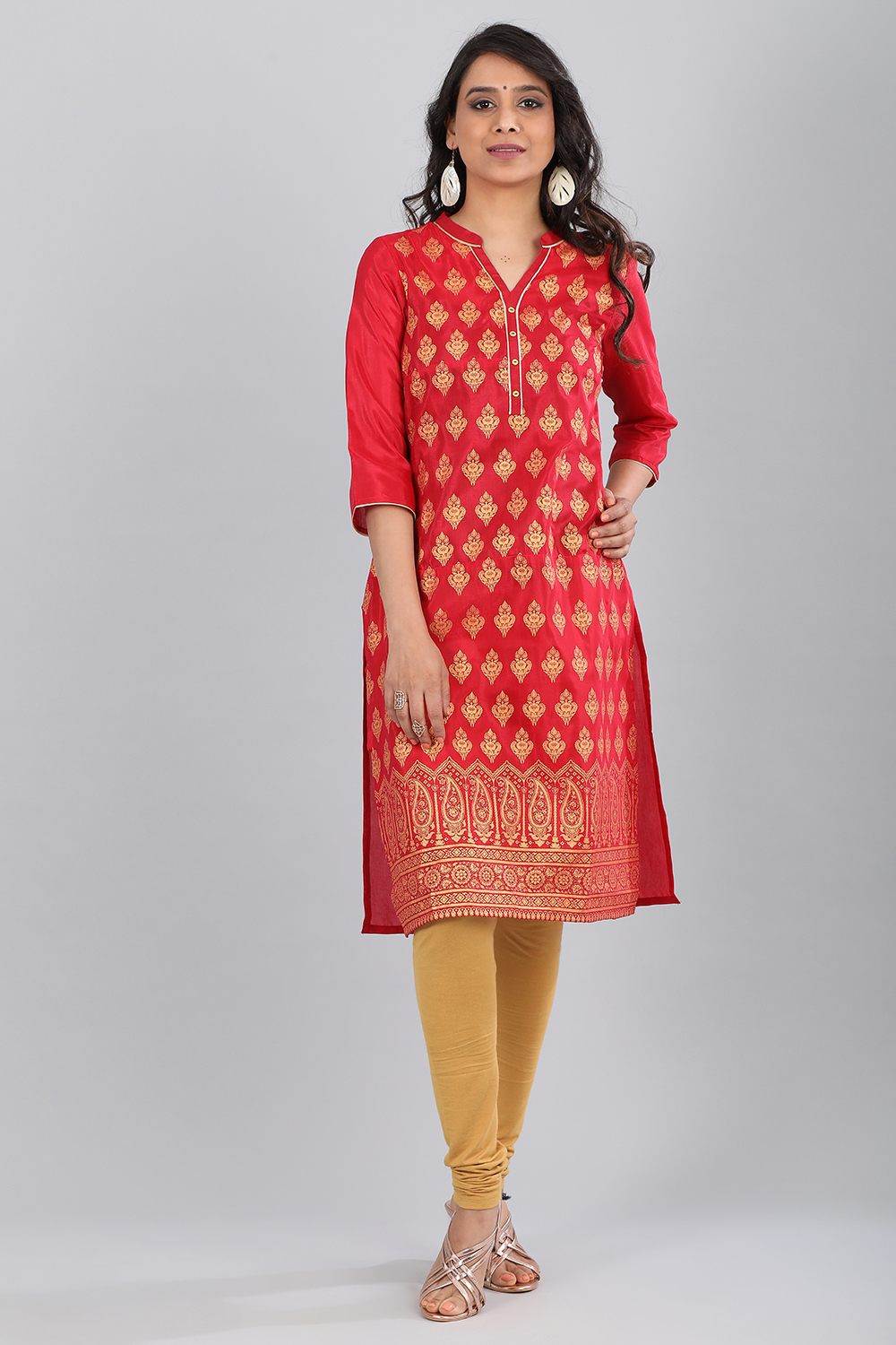 Red kurta