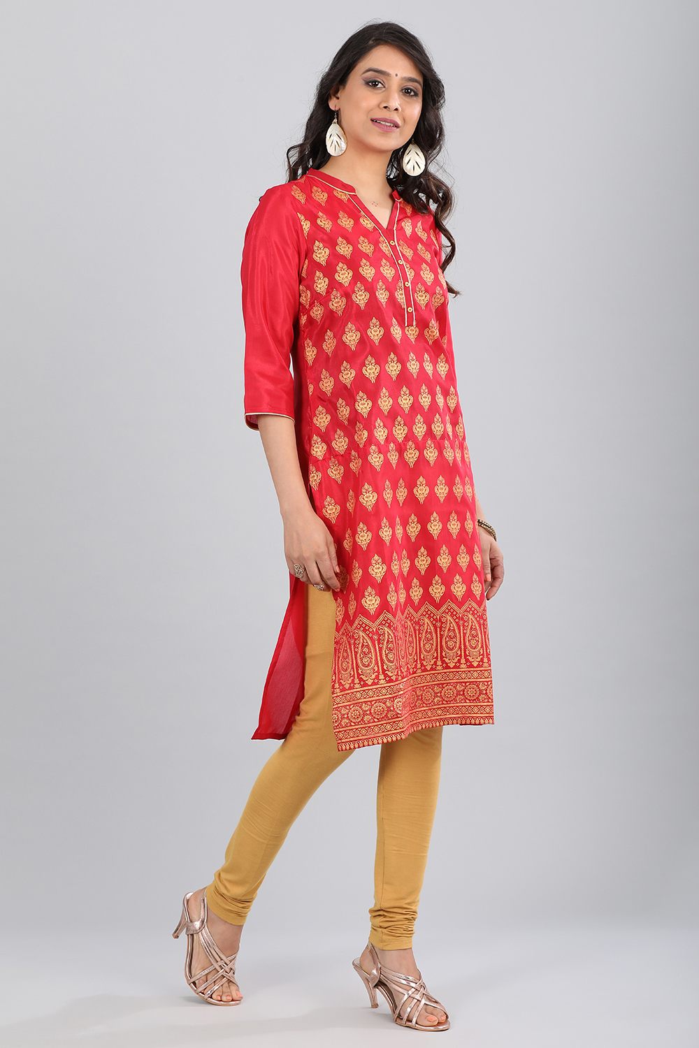 Red kurta