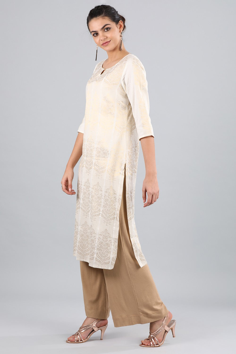 White kurta