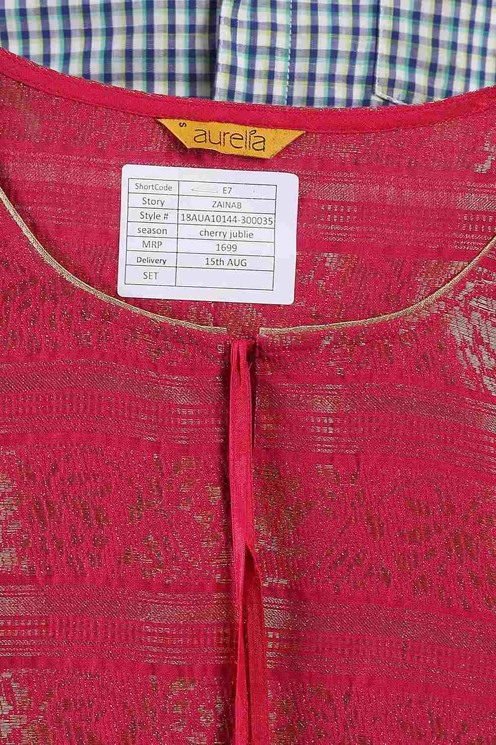 Pink Round Neck Embellished kurta