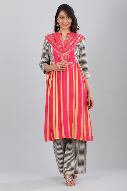 Pink kurta