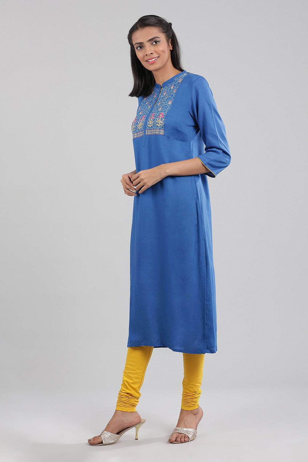 Blue Mandarin Neck Printed kurta