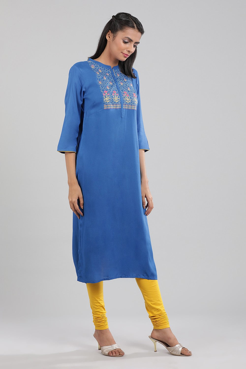 Blue Mandarin Neck Printed kurta