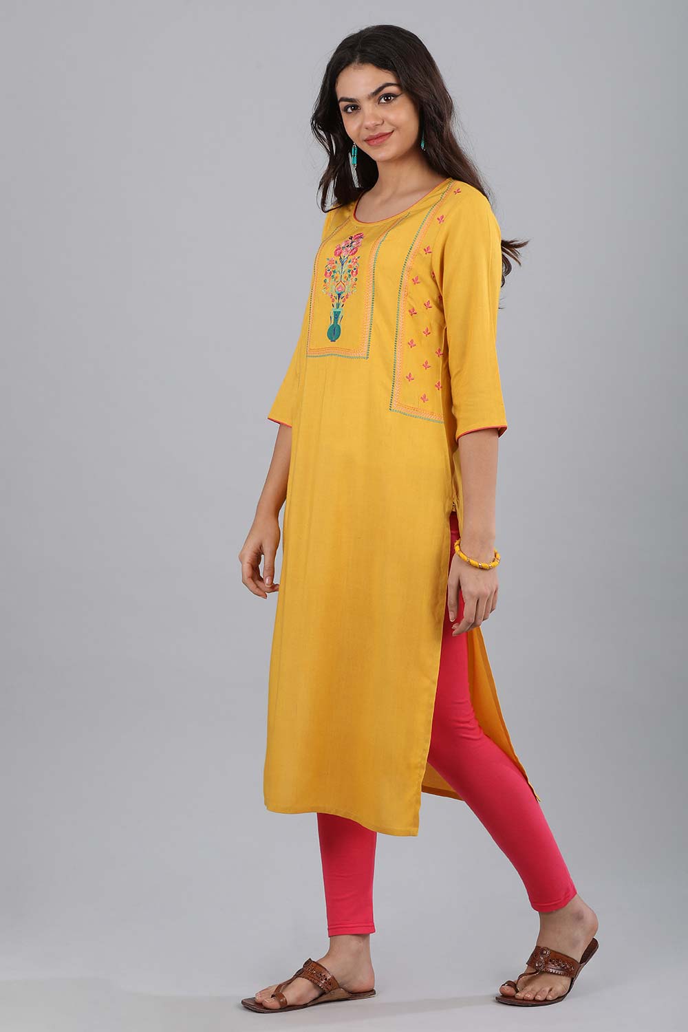 Yellow Round Neck Printed kurta