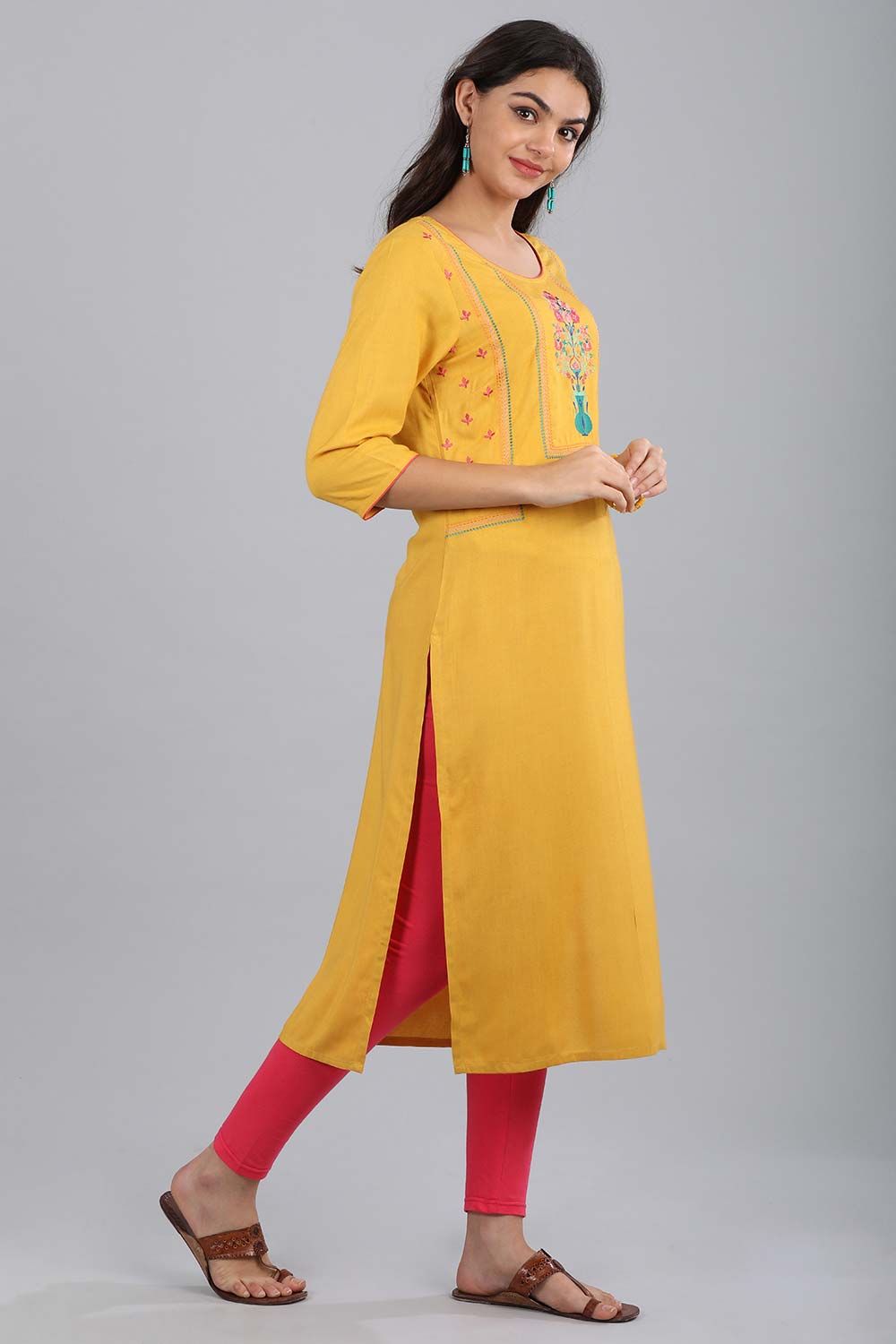 Yellow Round Neck Printed kurta