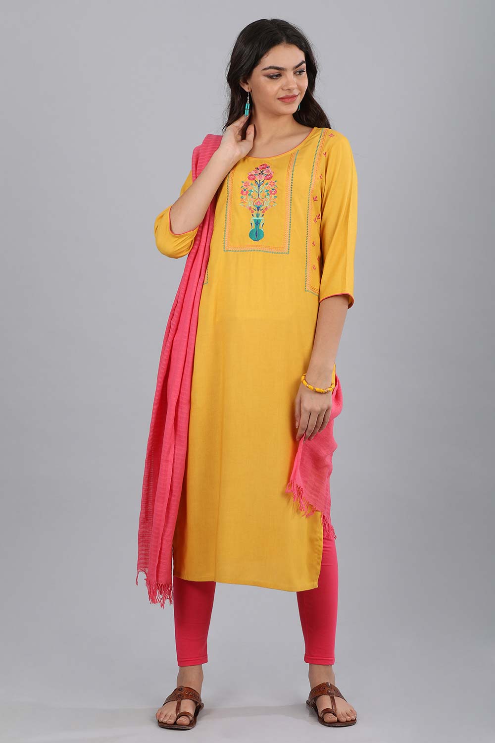 Yellow Round Neck Printed kurta