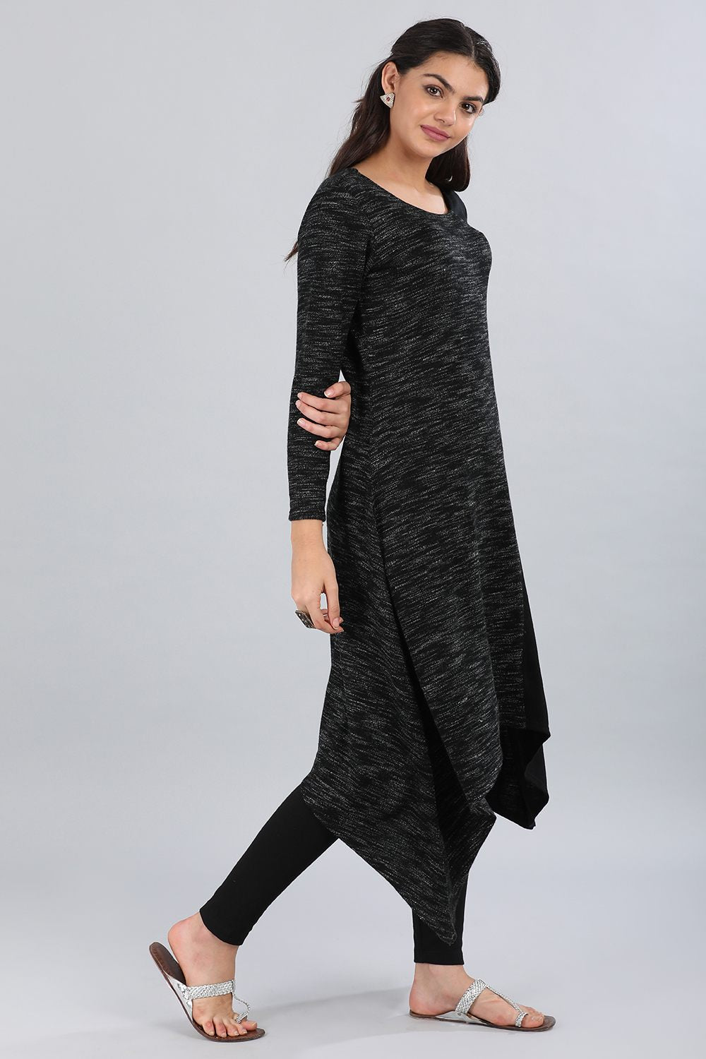 Black Round Neck Basic Winter kurta