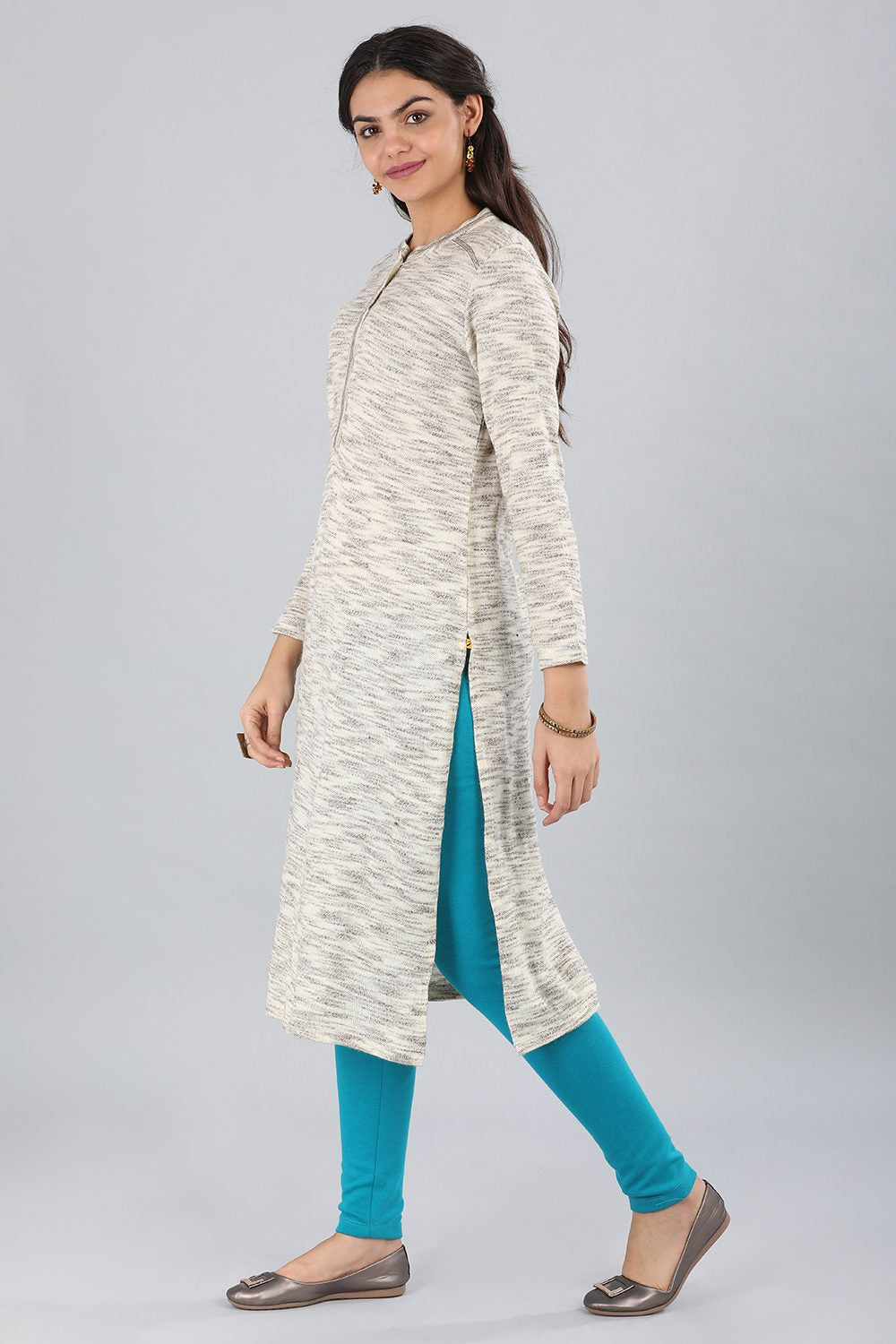 Off-White Round Neck Yarn-dyed kurta