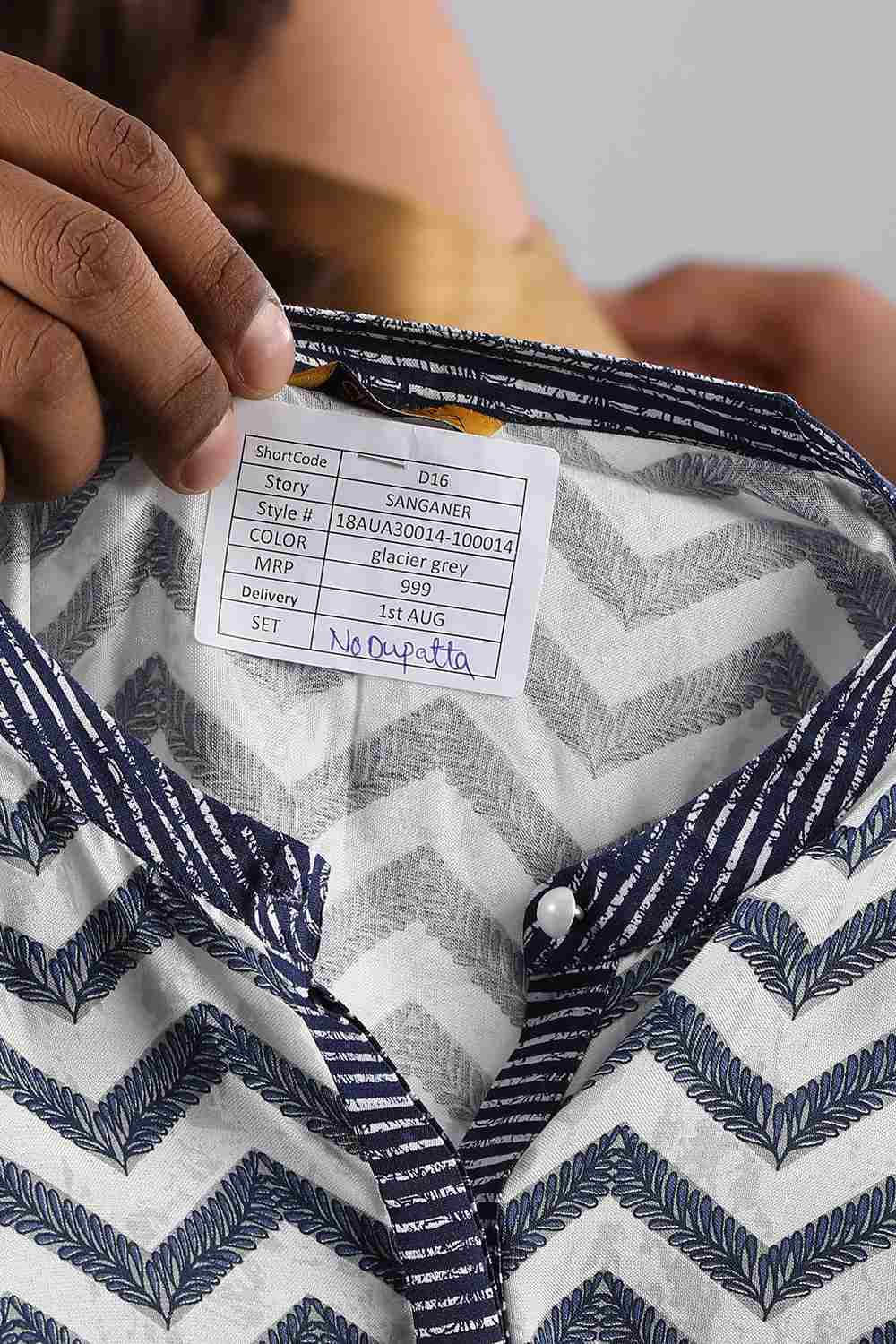 Blue Mandarin Neck Printed Gillet