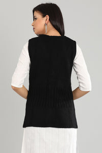 Black V-Neck Sleeveless Sweater