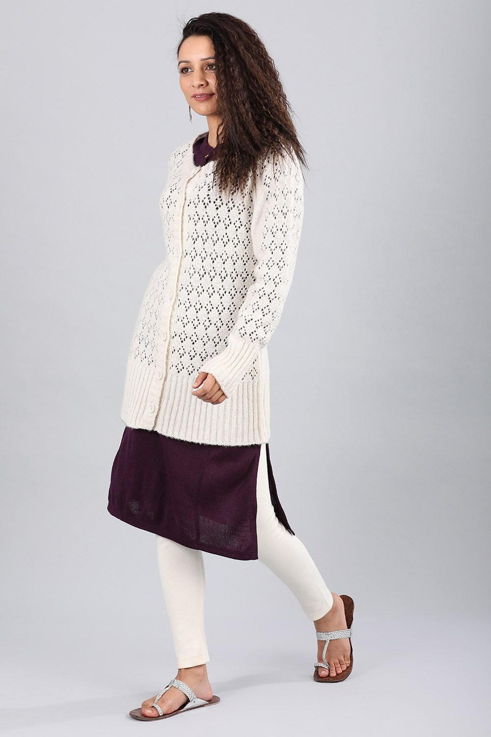 White Solid Round Neck Sweater