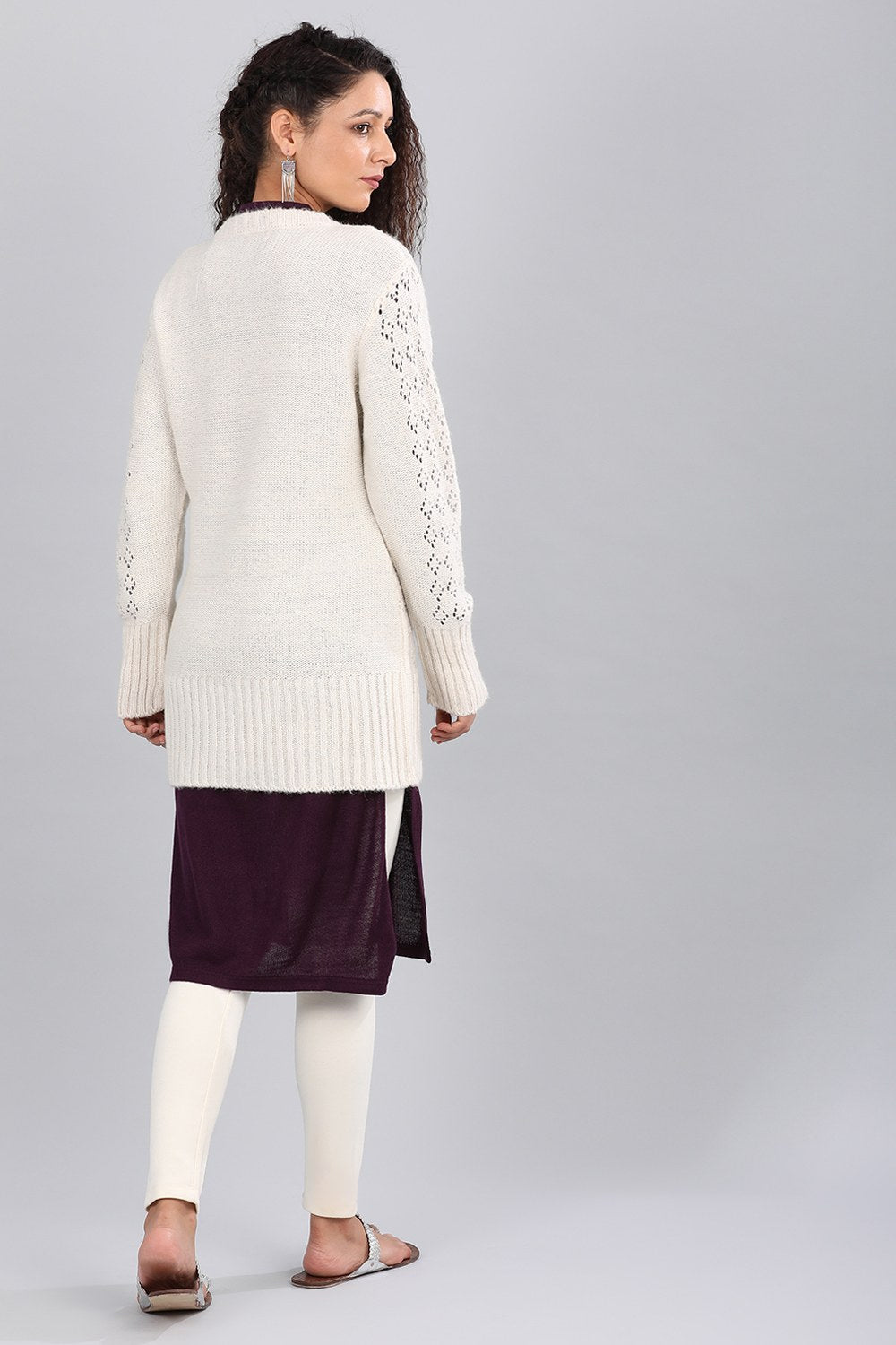 White Solid Round Neck Sweater