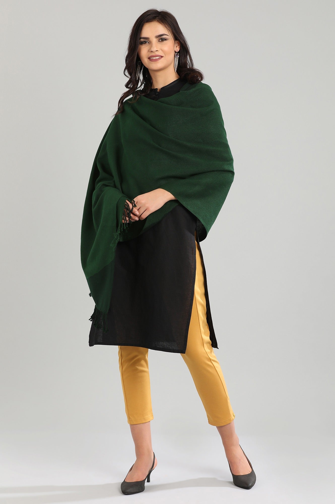 Green yarn-dyed Shawl