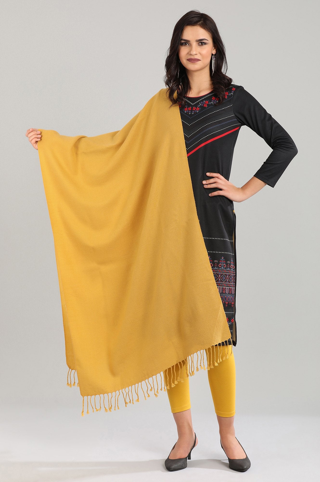 Yellow Yarn-Dyed Shawl