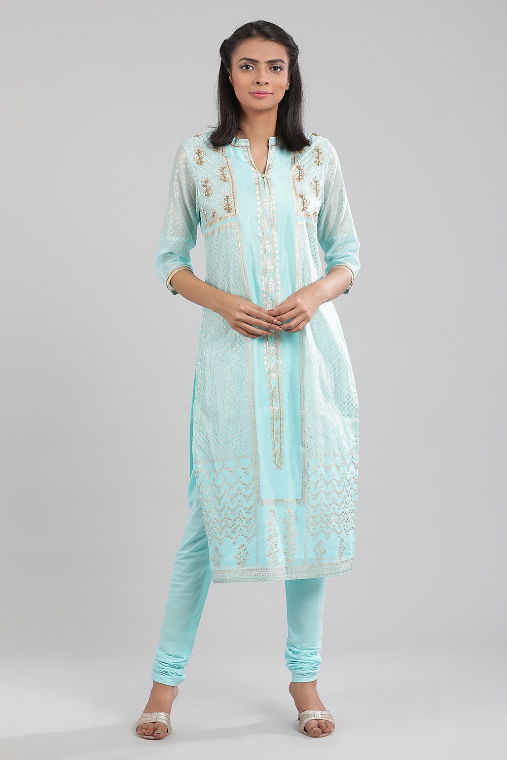 Blue Mandarin Neck Embellished kurta Set