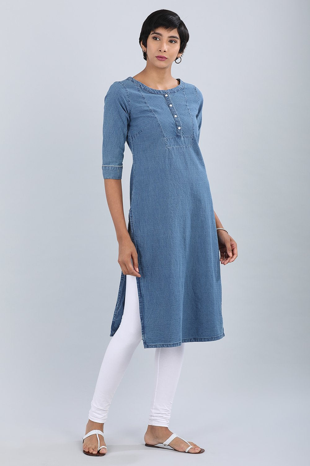 Blue Round Neck Solid kurta