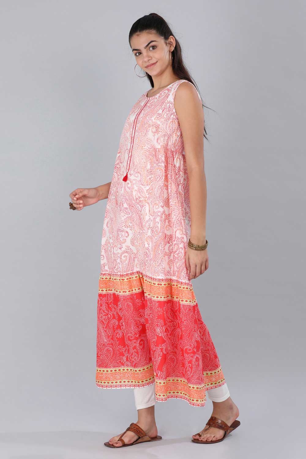 Red &amp; White Round Neck Printed kurta