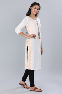 White Round Neck Solid kurta