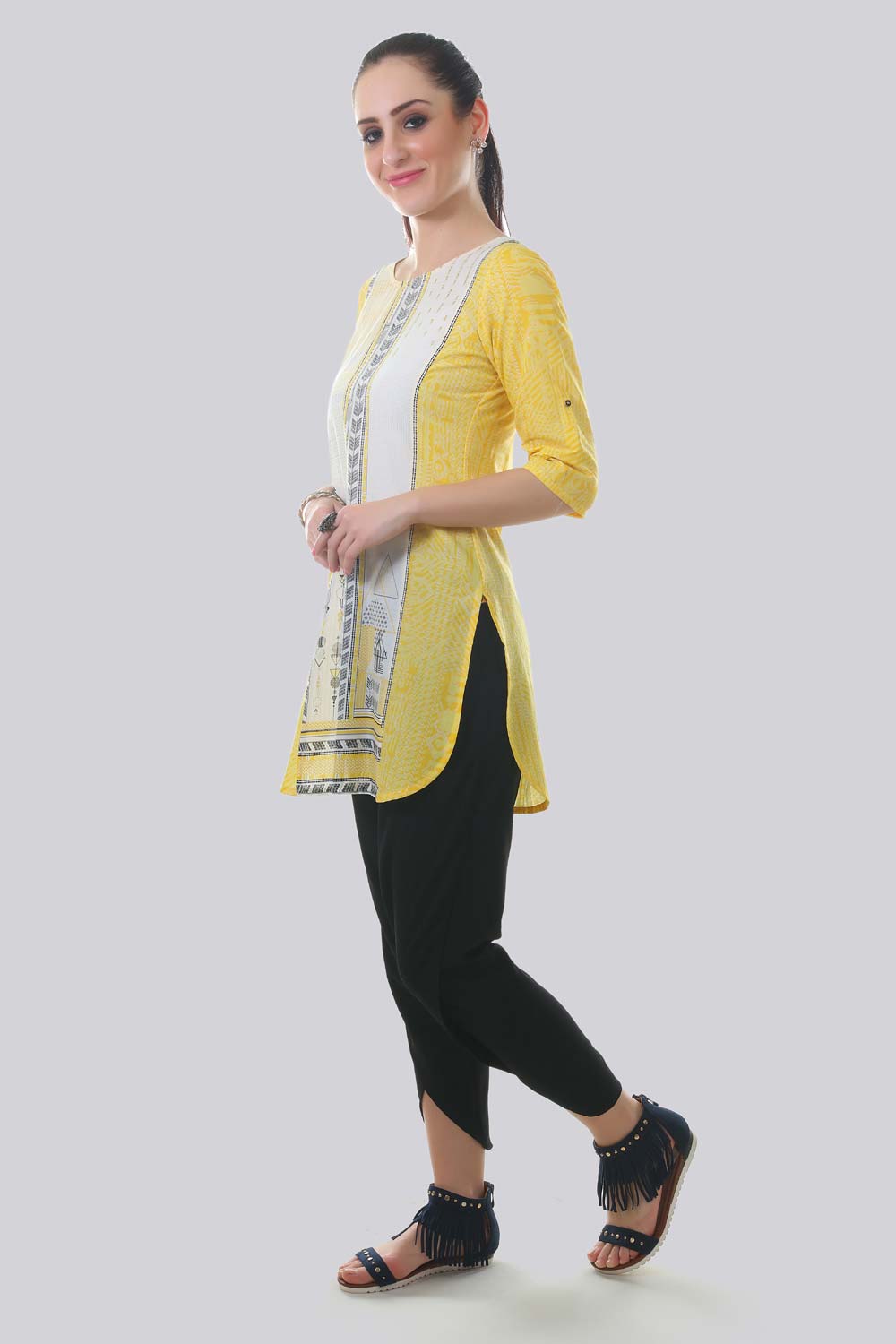 Yellow Printed Round Neck kurta