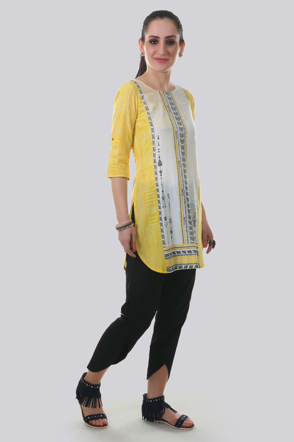 Yellow Printed Round Neck kurta