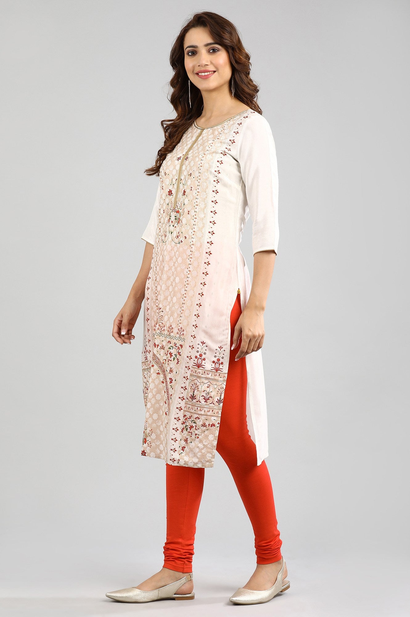 White Round Neck Printed kurta