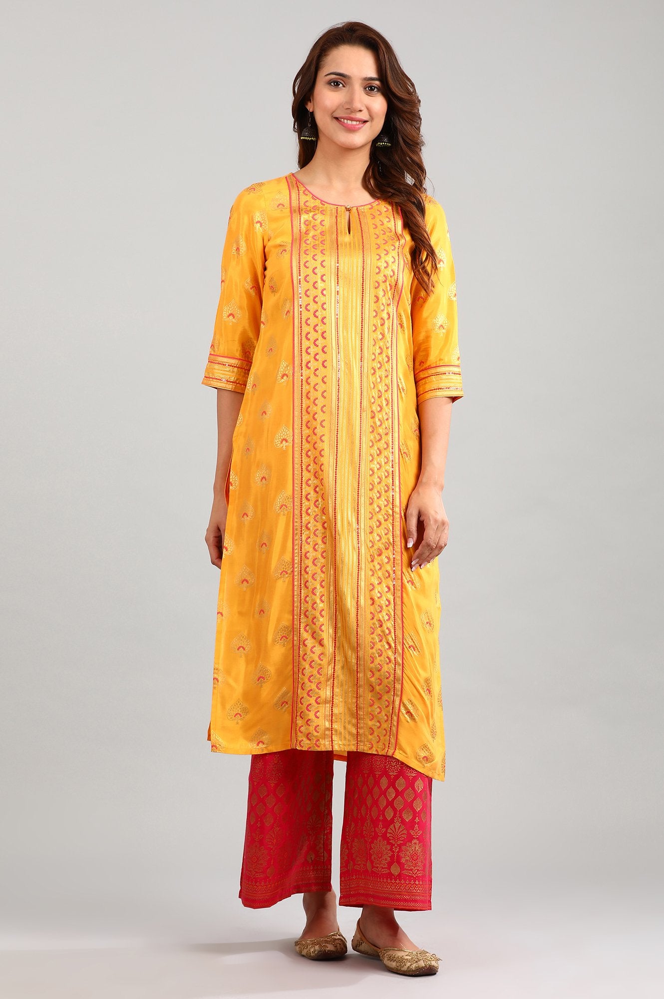 Yellow Round Neck Printed kurta