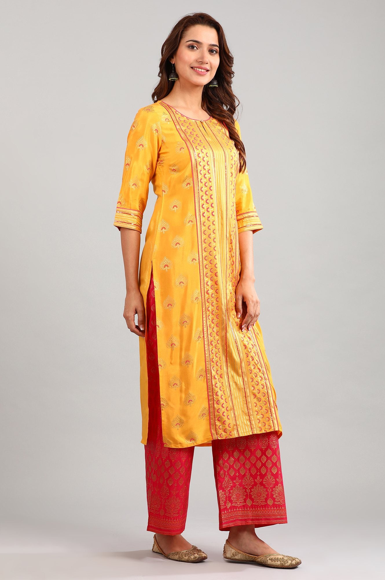 Yellow Round Neck Printed kurta